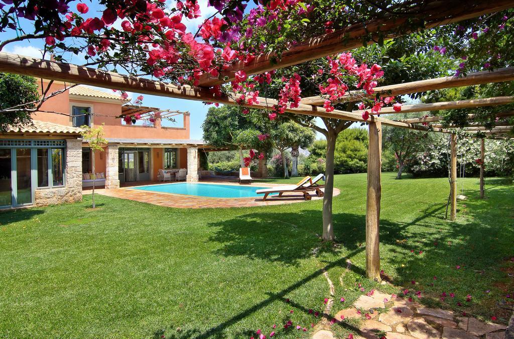 Vouliagmeni Villa Atena Exterior foto